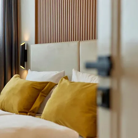 Hoffmanns Weinstube 베른카슈텔쿠에스